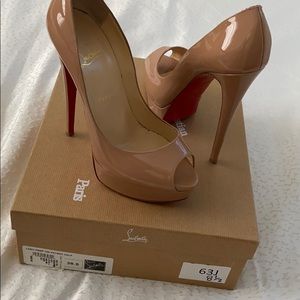 CHRISTIAN LOUBOUTIN LADY PEEP 150 PATENT